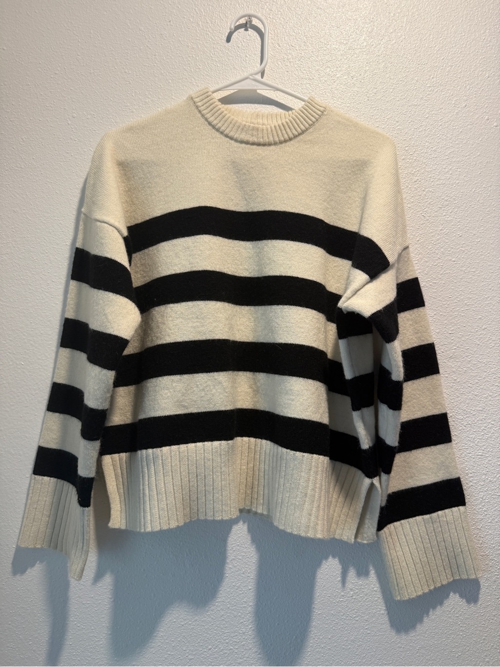 Bershka Zara Sweatshirt Womens S Cream Black Striped Pullover Coastal Grandma